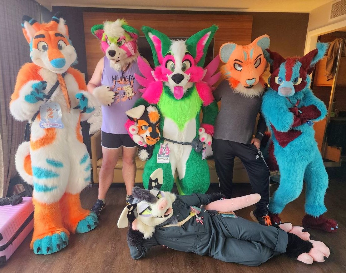 melon_corgo's tweet photo. Prepare for trouble, and make it sextuple! 😈

#FursuitFriday #FWA2026

📷 - @FriskyAfterDark
🪡 - @MoreFurLess https://t.co/OWq4HgsrUL