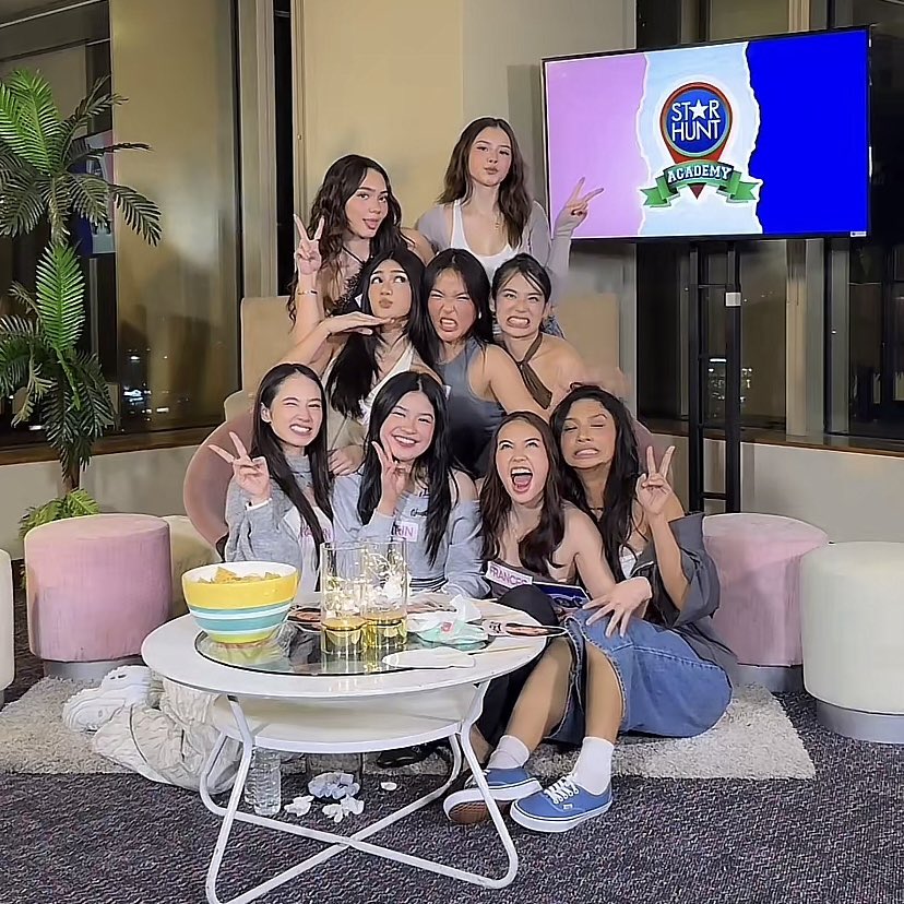capt_binibeanie's tweet photo. happy anniversary, sha girls! so so proud of y’all 🥹✨

p.s. may naka-ss naman 😝 https://t.co/PbOTclGB6U
