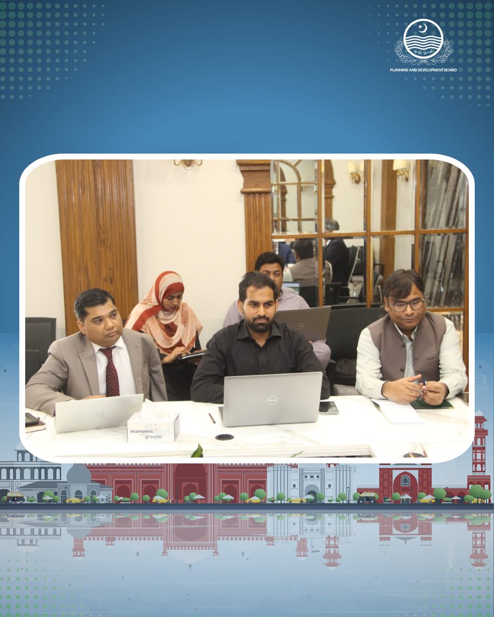 ggwoasieq11's tweet photo. Punjab Nursing & Health Workforce Reform Program Meeting with Asian Development Bank ( @adb_hq ).
Meeting held at the Planning & Development Board, chaired by Dr. Waheed Asghar Bhatti (Senior Chief ECA, P&D Board)
#PnDBoard #PlanningForTomorrow @GovtOfPunjab https://t.co/4sNqPGiN0W