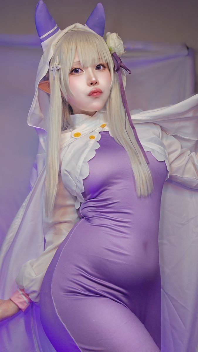 omilu1025's tweet photo. エミリア

新衣装
リゼロ/Cosplay https://t.co/vqQxGWlfKl