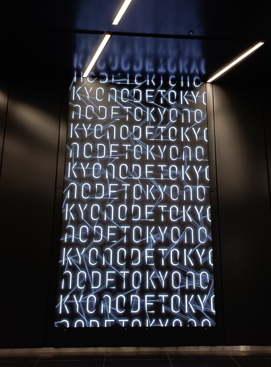 asatoi_000's tweet photo. TOKYO ROOMS展はこの週末が最後。
没入できる落合先生のお部屋が最後に待っている!
5/17 10:00~20:00まで(最終入場は19:30)
45Fからの素敵な景色もぜひに🗼
#TOKYONODE #TOKYOROOMS展
#私の好きな部屋 https://t.co/1JSY2JDMew