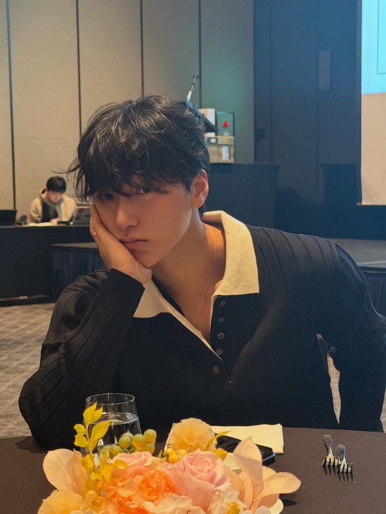 초이삼 tweet media
