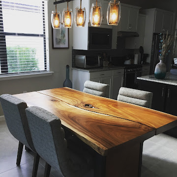 DecorDirect's tweet photo. A live-edge table does more than fill a room.

It anchors it.
Each slab has its own grain, movement, color, and story. Rustic or modern, no two are exactly alike,  That's exactly the point.

Live Edge • Crafted • Curated
#LiveEdgeTable #CustomFurniture #DecorDirect #WoodSlabs https://t.co/7EeIIofrAQ