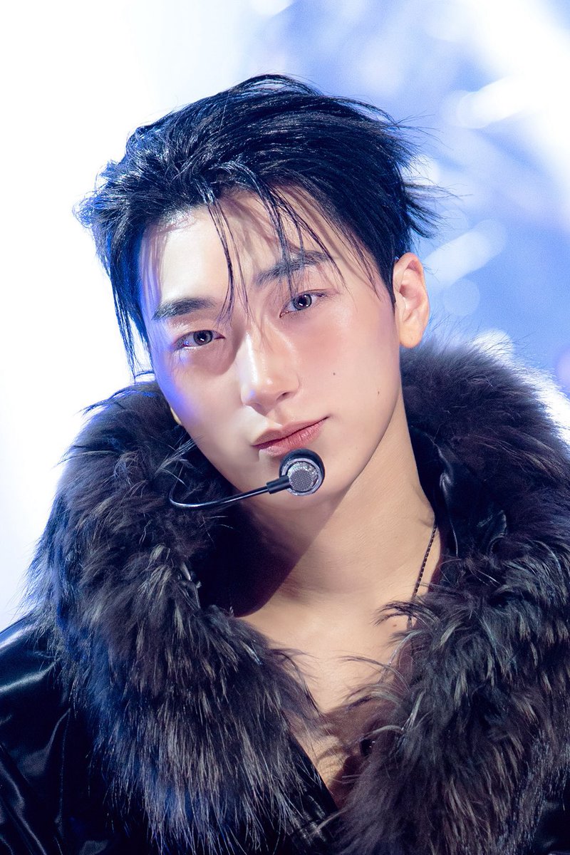 산덕여왕👑 tweet media