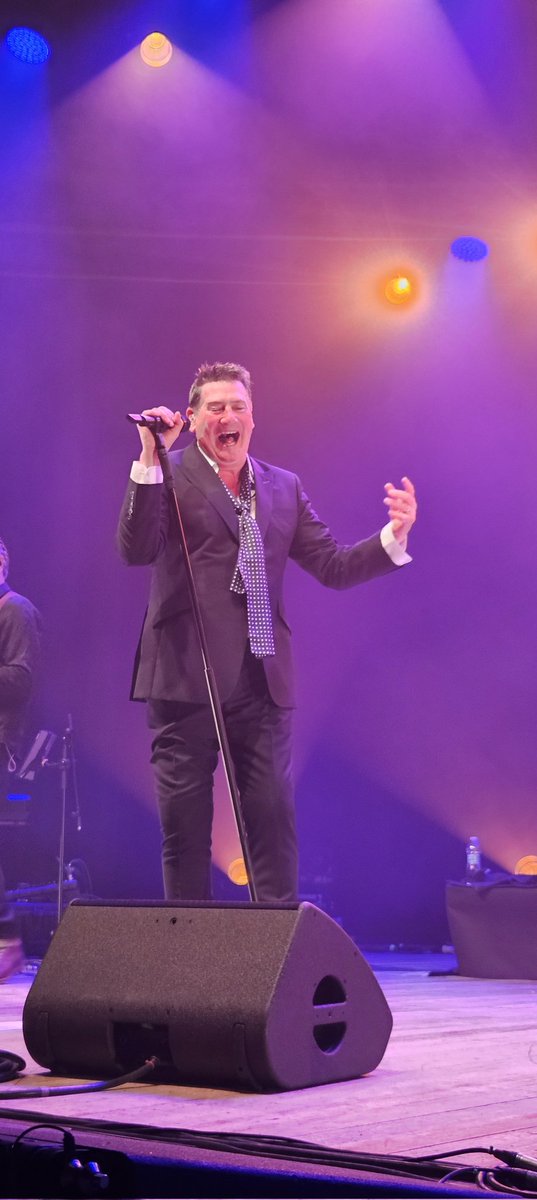 Manuric2013's tweet photo. @TheTonyHadley You're always in good shape https://t.co/UtT0VPhqL9