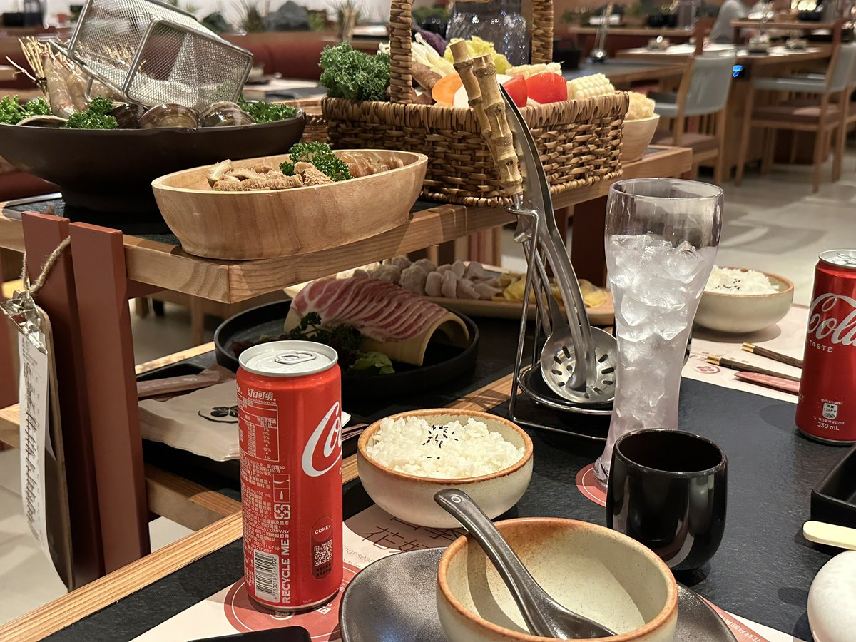 TNIGWEI's tweet photo. 前夜祭 https://t.co/Ls53sfMkLB