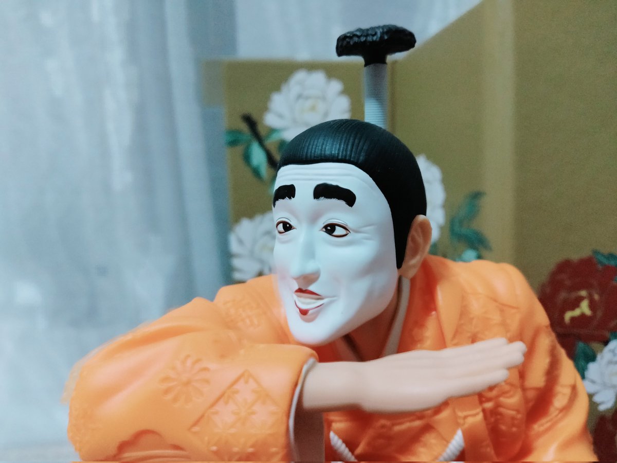 unchichi8's tweet photo. 志村けん アイーン！バカ殿様フィギュア

屏風も付いたオトクなフィギュア

※「アイーン」は威嚇のポーズです。主にいかりや長介に向けて使われていました。
ジェスチャー自体は昔から使われていましたが、「アイーン」という擬音はかなり後になってから付けられた物です。 https://t.co/bHizxCk0XE