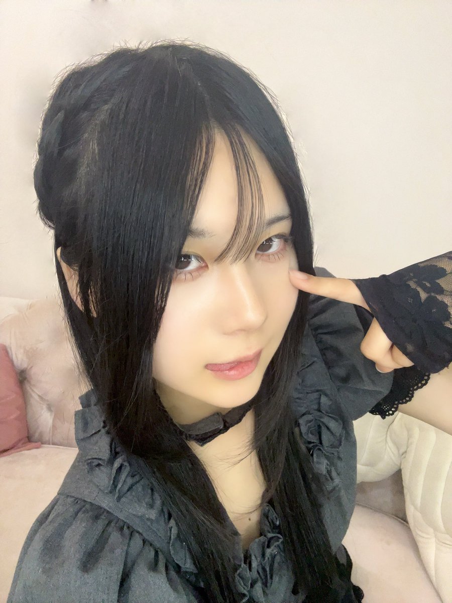 りおん tweet media