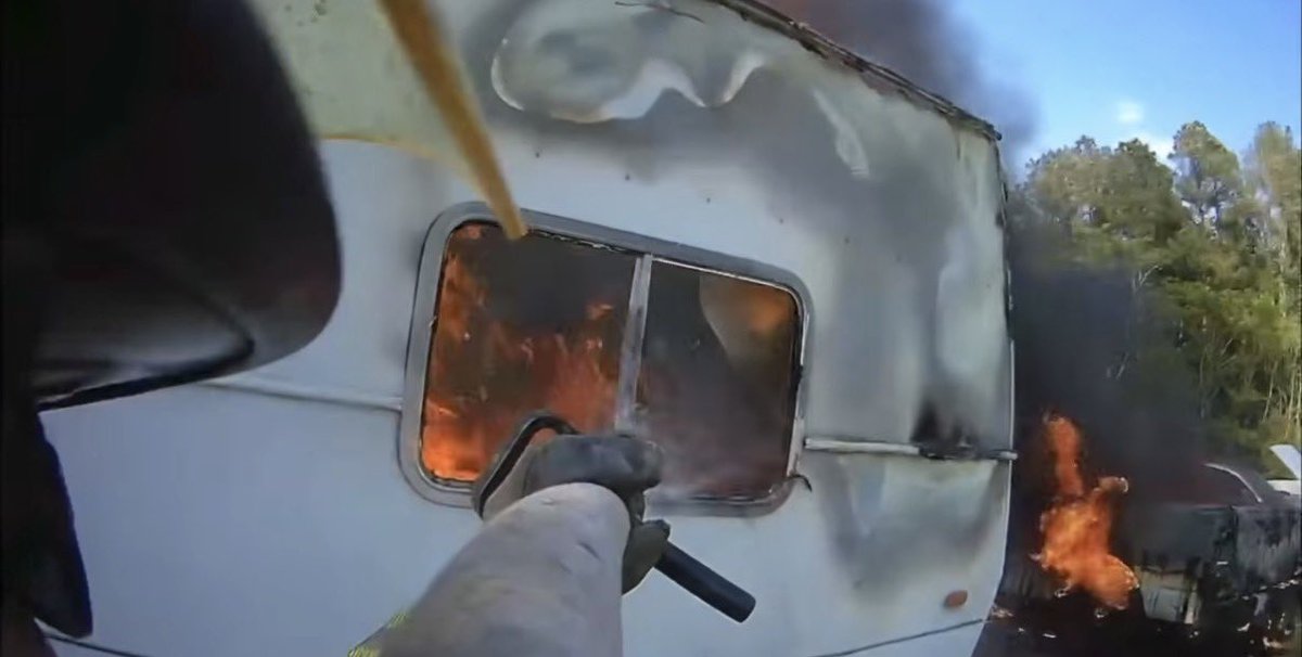 FirefighterCloseCall tweet media