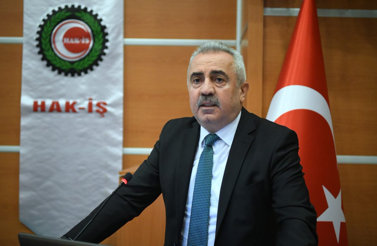 hizmetissendika's tweet photo. ÖZDEMİR: “GENEL BAŞKANIMIZ ARSLAN’A BU KUTLU YOLDA BAŞARILAR DİLERİZ”

HAK-İŞ Genel Başkan Yardımcısı ve Genel Başkan Vekilimiz Halil Özdemir, Genel Başkanımız Mahmut Arslan’ın insanlığın vicdanını harekete geçirmek üzere yola çıkan Global SUMUD Filosuna katıldığını belirterek, “Genel Başkanımız Arslan’a bu kutlu davada başarılar diliyoruz Allah yolunu açık etsin. Desteklerimiz onlarla” dedi.

Ayrıntılar 👇

https://t.co/ixu4mGTTyG