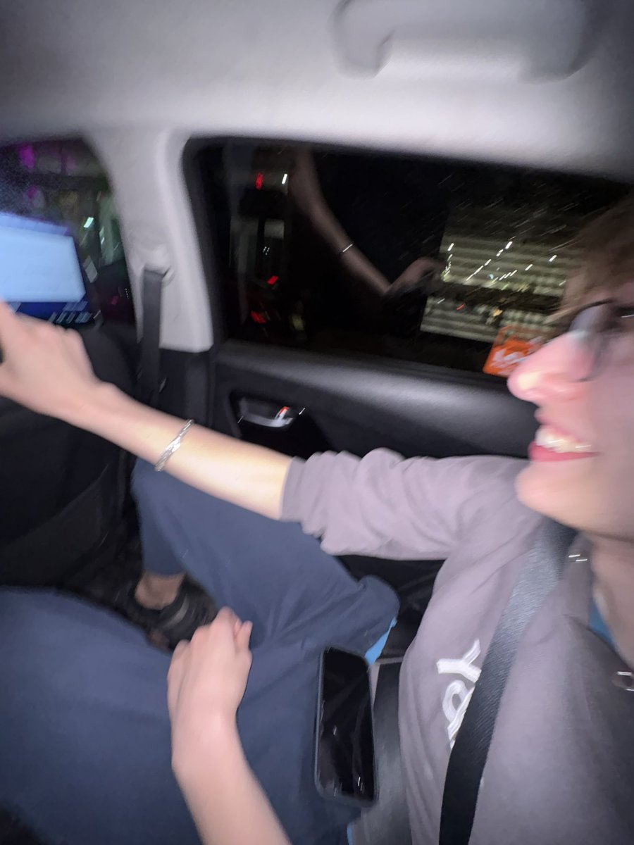 Emma tweet media