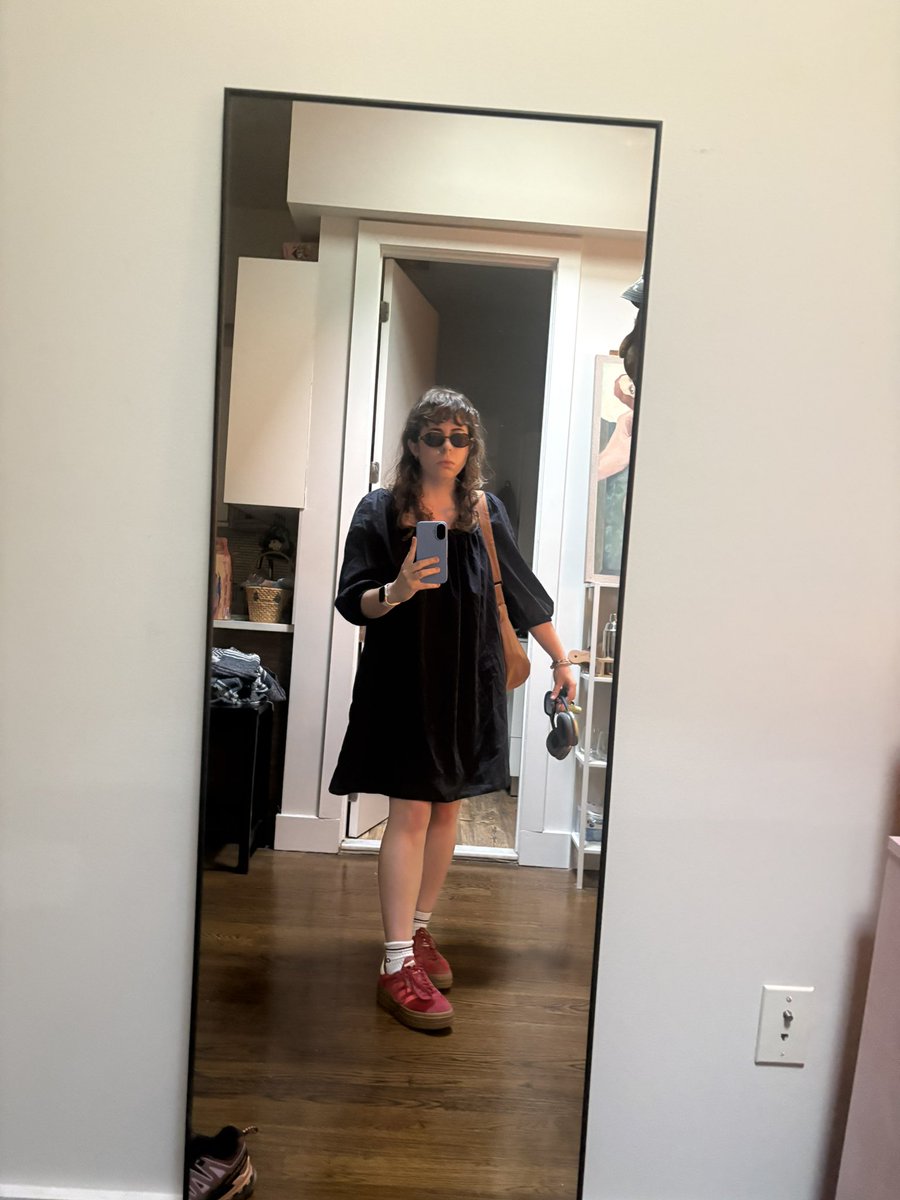 Emma tweet media