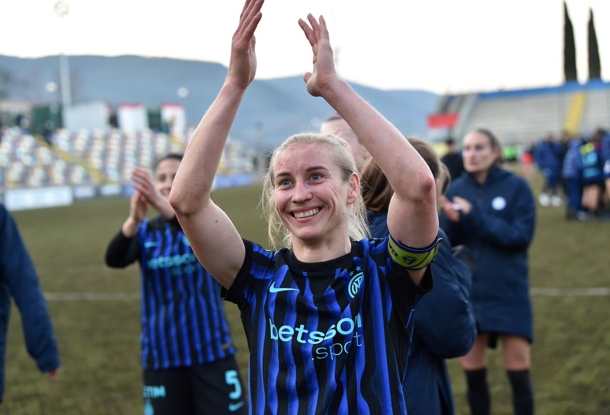 Women's Footie ID tweet media