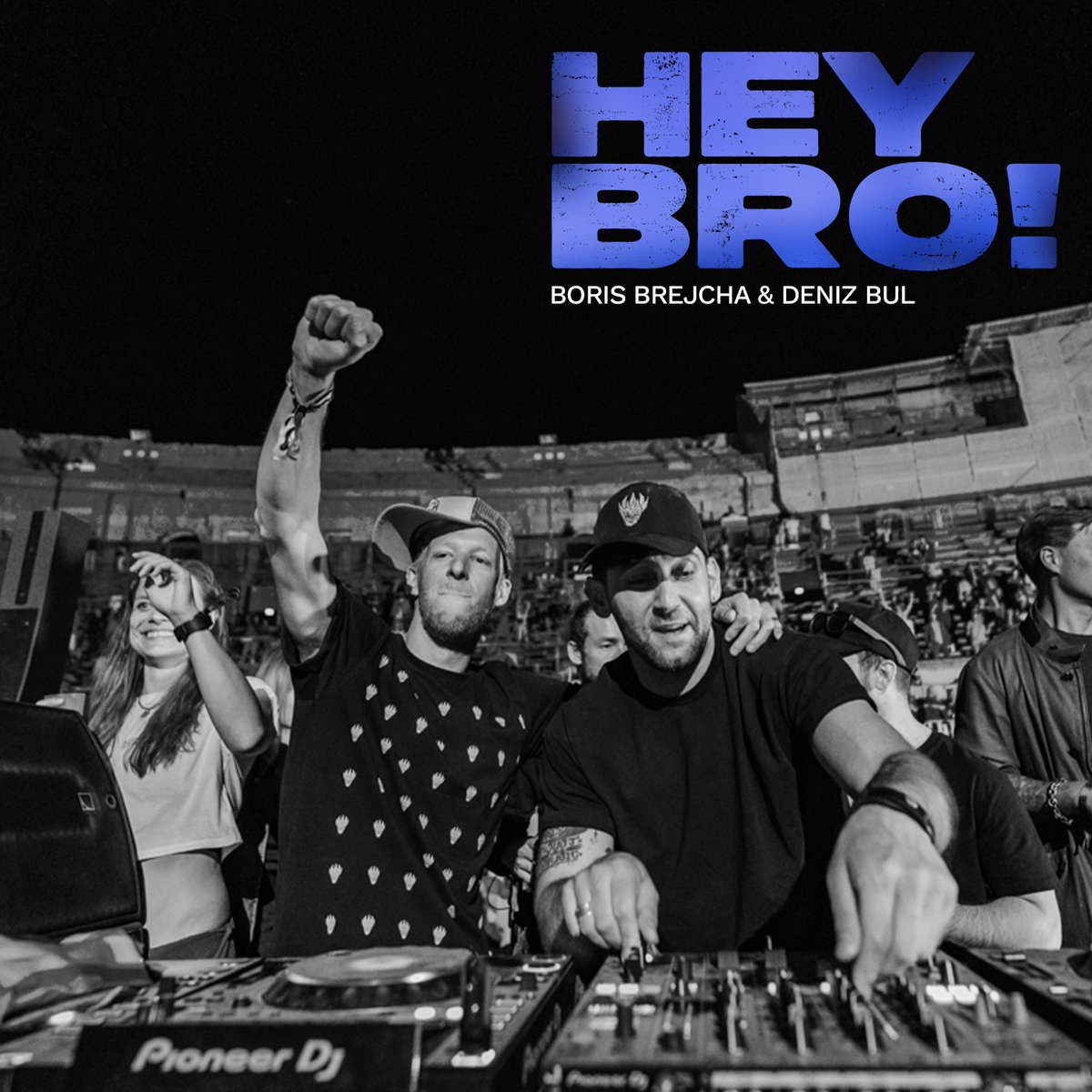 BB_BORISBREJCHA's tweet photo. Happy Release Day 😎
Our new song "HEY BRO!" is out today! 😍
Check it out 🎵
https://t.co/7kP0YgYJ9l
_
#heybro #borisbrejcha #denizbul #fckngserious https://t.co/hyikovT8vB