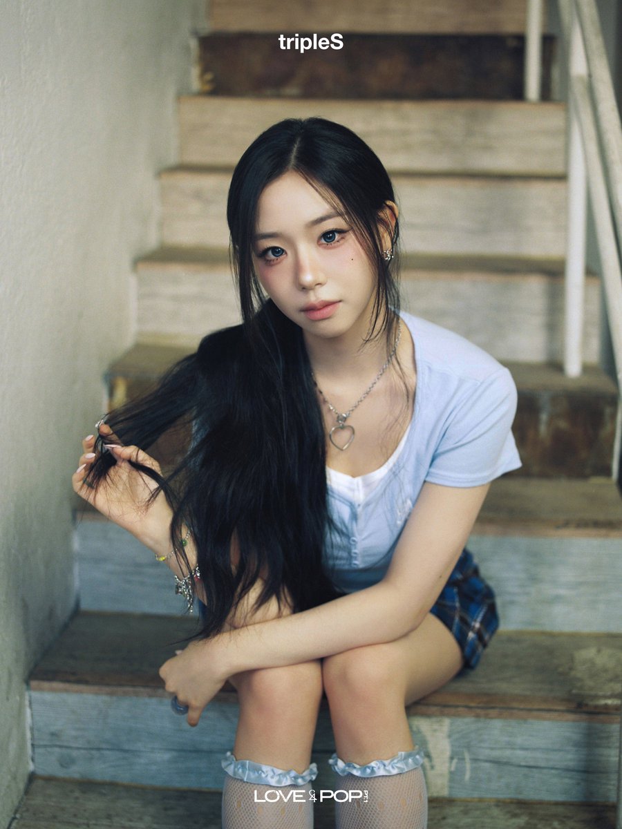 tripleS official tweet media