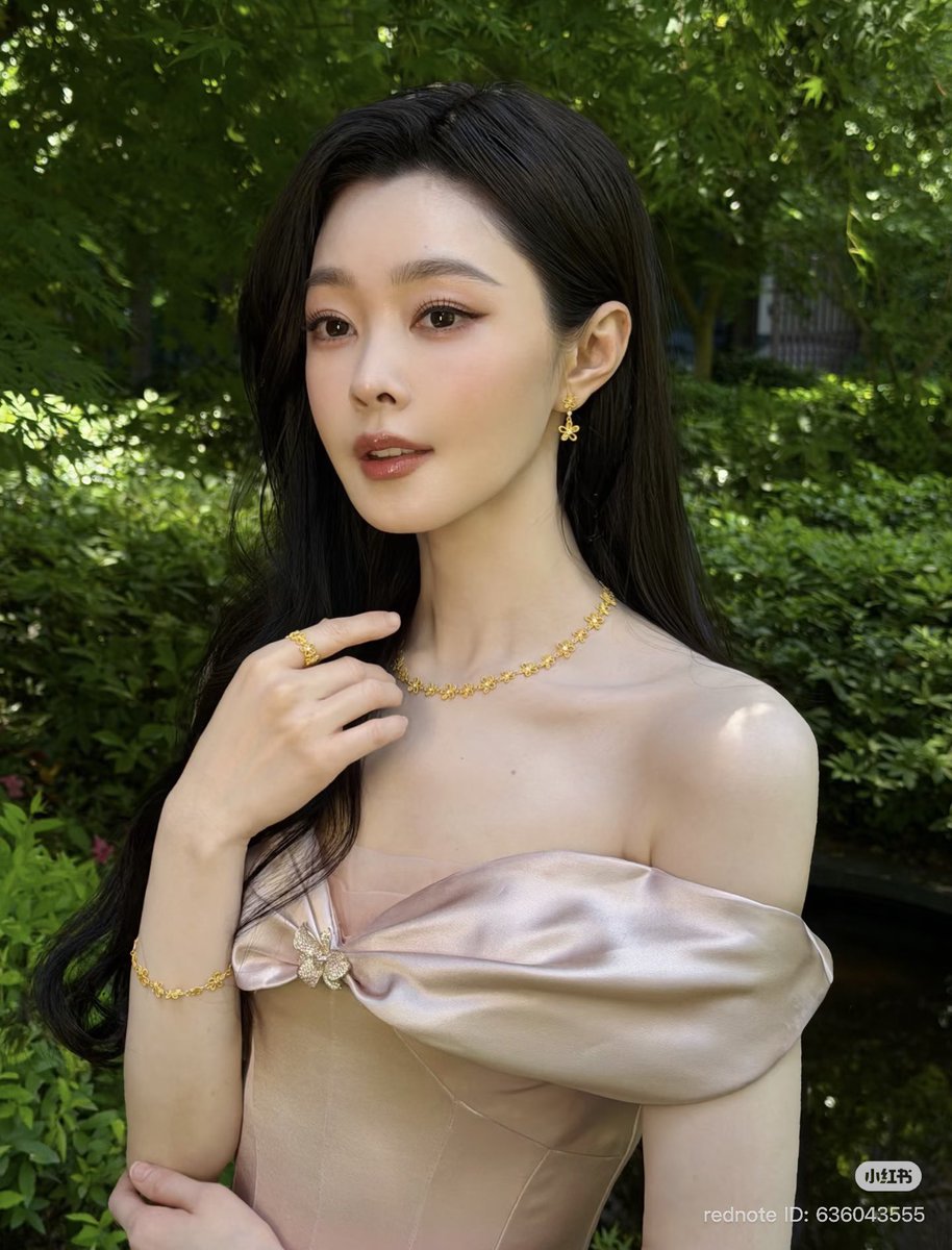 Song Yi updates🌸 tweet media