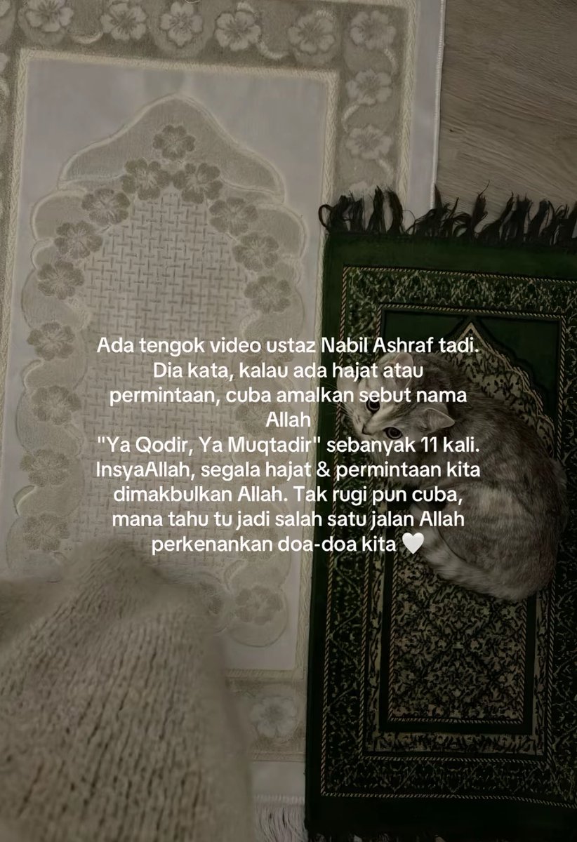 Hanathefirstt's tweet photo. I baca ni tadi dalam MRT then hajat i nak jumpa Daniel..miracle happen i keluar Lift dia nk masuk Lift and sempat la eye contact and bump into each other macam cerita DOTS tu hhehehhe https://t.co/Ofzhxiyb73