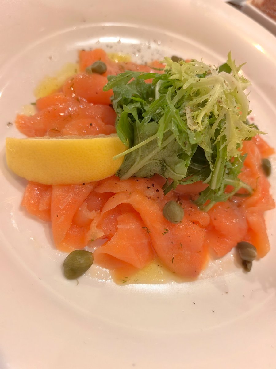 小鱼天🦈 tweet media