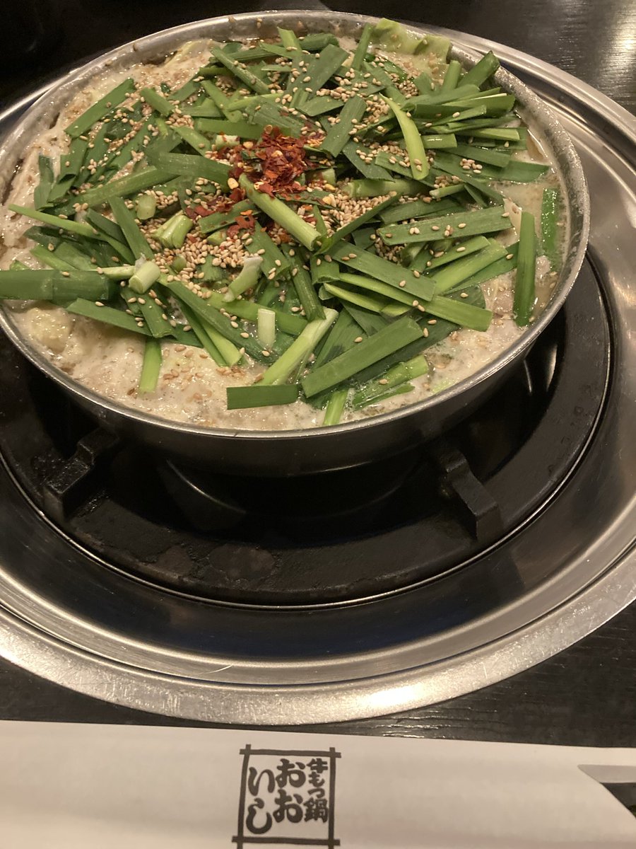 acchan_0427's tweet photo. 広島お好み焼きからの福岡もつ鍋！！ https://t.co/487YbqhtQA