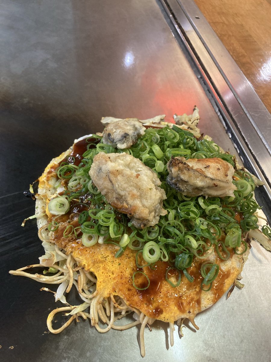 acchan_0427's tweet photo. 広島お好み焼きからの福岡もつ鍋！！ https://t.co/487YbqhtQA