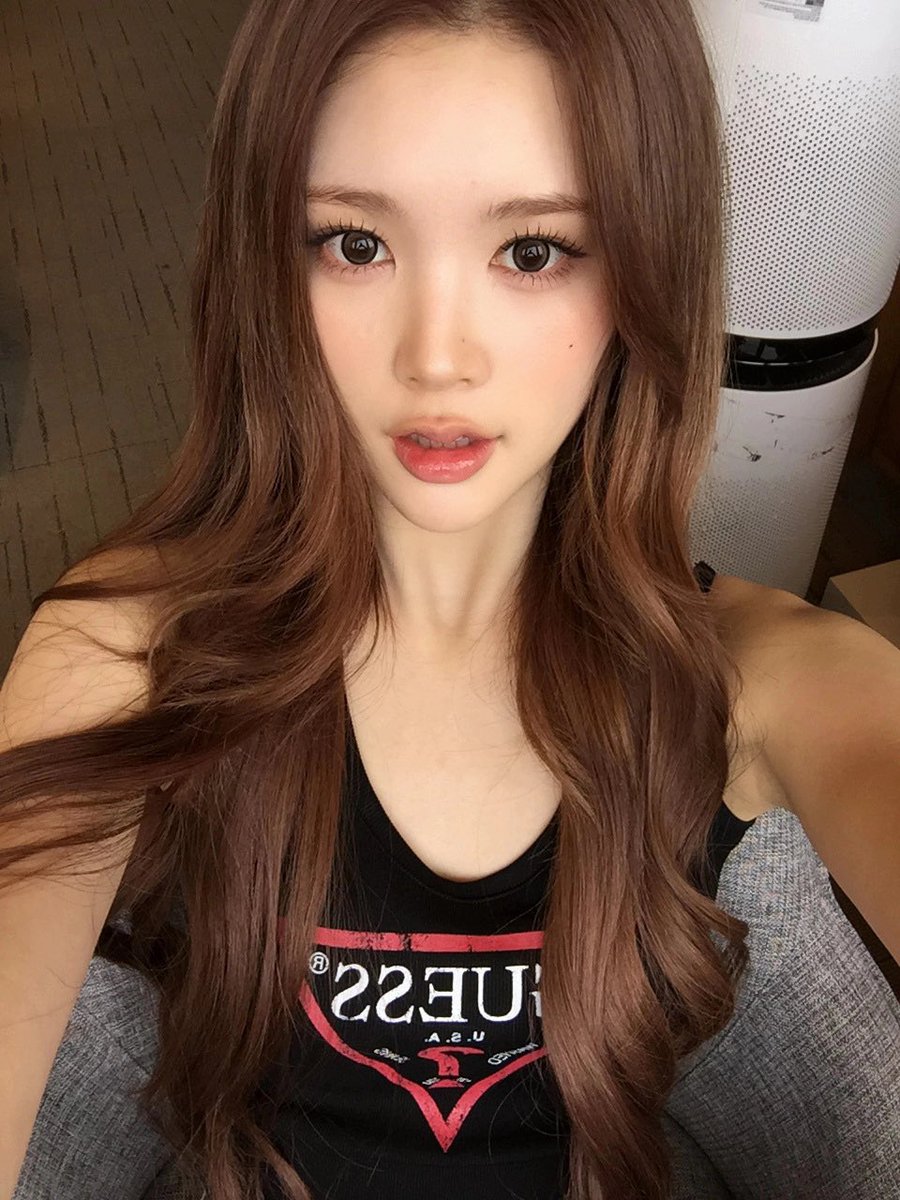 adik eina ❤️ kk yuha tweet media