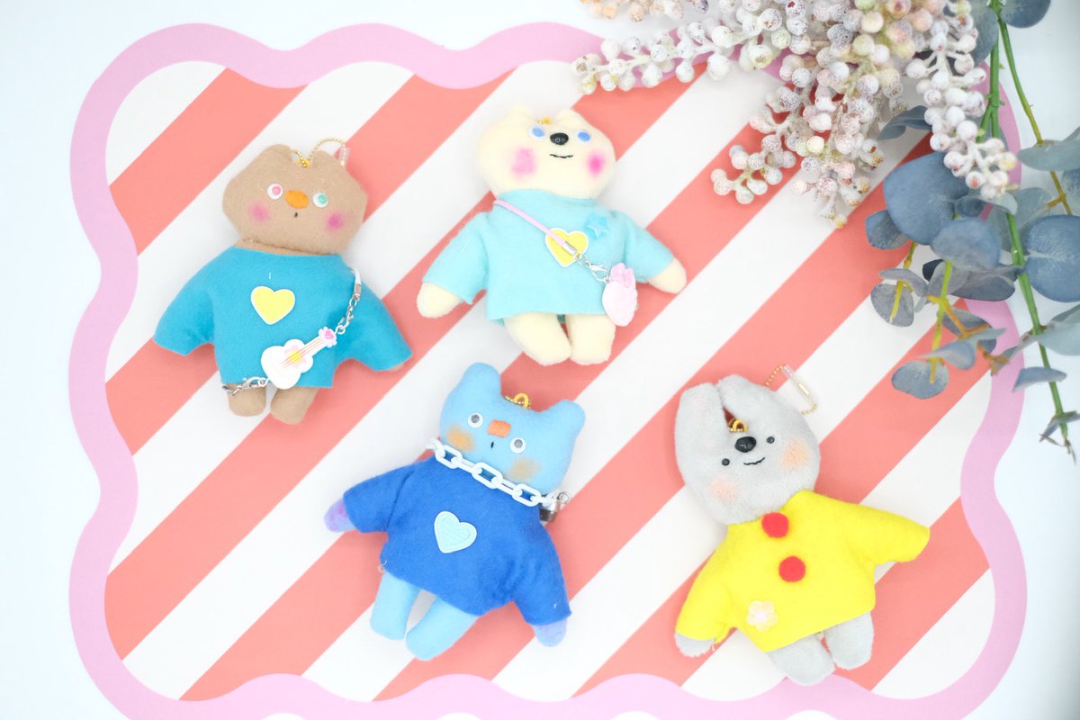 satula_bear's tweet photo. 明日はワークショップも開催します✨】
オリジナルぬいぐるみ作り🧸好きなボディを選んで目を貼り、ほっぺをつけてお洋服をデコって完成♪大人はもちろん小さなお子様も楽しめる内容です☺️左右違う目や非対称な配置でも、絶対可愛く仕上がるこだわりのボディをご用意しました！
詳細はツリーへ↓ https://t.co/ZCrwUOmFpw