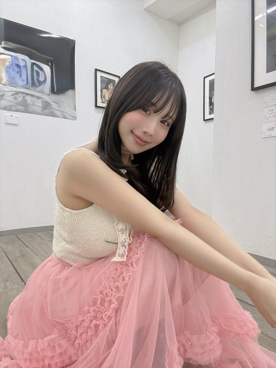 桃木兎羽🍑🐰1st写真集「とわいらいと」発売中 tweet media