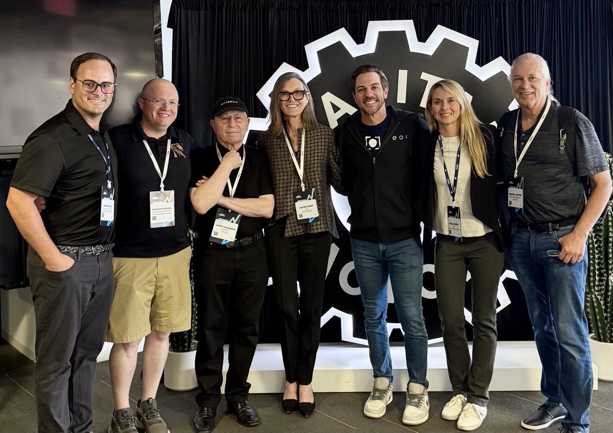 bradsferguson's tweet photo. Great trip to the Capital Factory in Austin, got to meet over 20 healthcare startups, Cathie Wood &amp; Becca Brown of ARK, and visit with @TeslaLarry and Michael Gorton. Bryan Chambers &amp; Nick Spiller took us on a tour of @CapitalFactory impressive campus. https://t.co/dy6drDugEm
