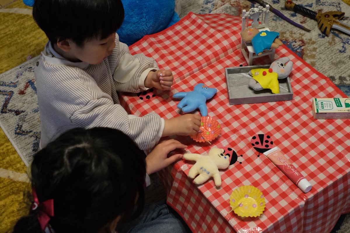 satula_bear's tweet photo. 完成後はキーチェーンをお渡しするのでマスコットとしても楽しめます♪先ほど紹介したレッスンバッグのポッケに入れても可愛いです🫶自分だけのぬいぐるみを作り出すワクワクをぜひ体験してください✨こちらのワークショップは今後のイベント出店でも開催できればと思っています☺️ https://t.co/PuHGuhwvov
