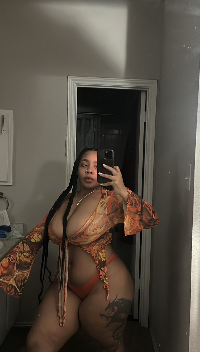 Camille♌️🍭 tweet media