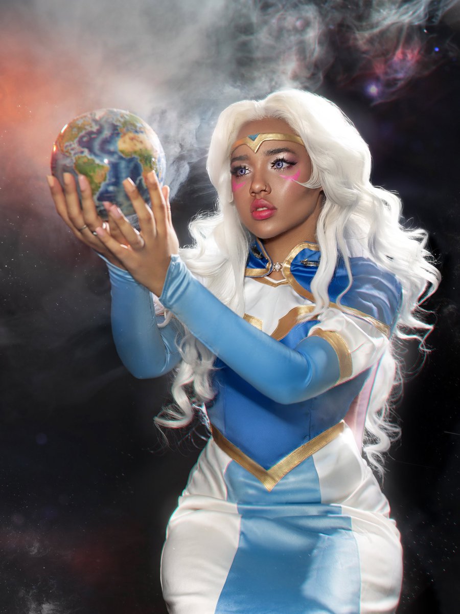amelianielsson's tweet photo. Princess Allura deserved the entire galaxy ✨

🌌
Ph by ananastua (IG)

#princessallura #voltronedit #voltronlegendarydefender #vld #viral https://t.co/HC7vGpOtgf