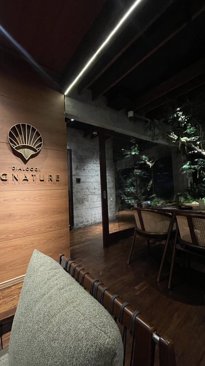 orangdalam tweet media