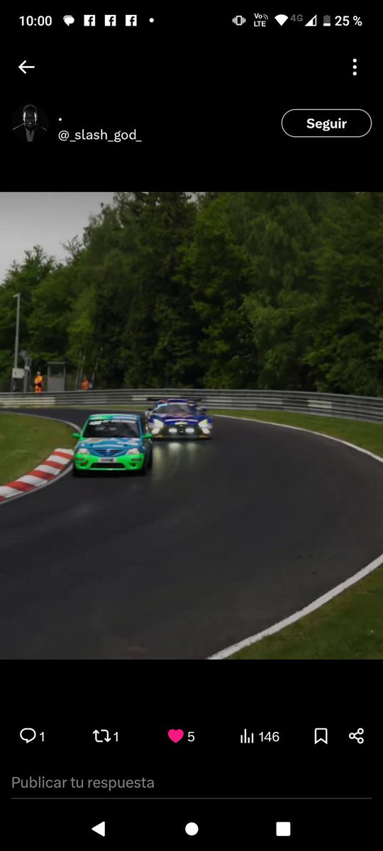 ddcoria35's tweet photo. @Mattzel89 Acá se ve el momento que el Logan lo pasa a verstappen por adentro de la curva https://t.co/WLWAkpvXjO