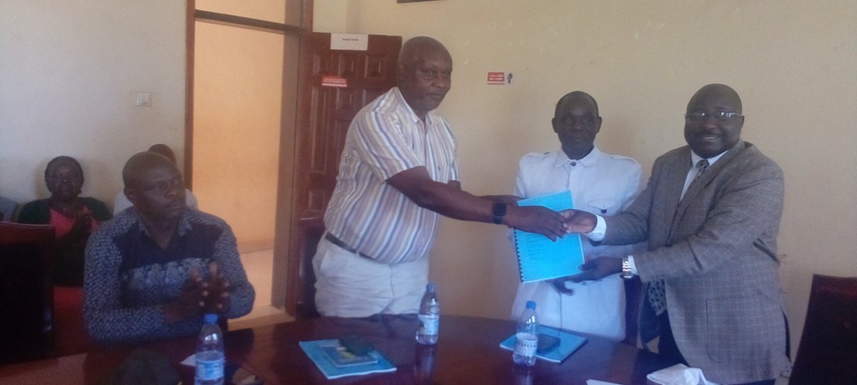 LocalMayuge's tweet photo. Ahead of the scheduled inauguration on Monday, 18th May 2026, the outgoing Mayuge District Chairperson, Bishop Frank Tibagendeka (right), has formally handed over the instruments of power to the Chief Administrative Officer, Mr. Batambuze Abdu. https://t.co/iLD6M1MOoi