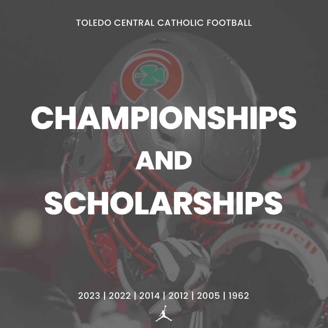 ToledoCCHS_FB's tweet photo. Congratulations to our 2026 College-Bound Football Players 👏

12 signees. 4 Division 1.
45 signees in the last 4 years.
56–8 record (2022–2025).
Two-time State Champs.
Four straight state title appearances.

Championships &amp; Scholarships.
#CentralToLife https://t.co/9sfRZ8OkDN