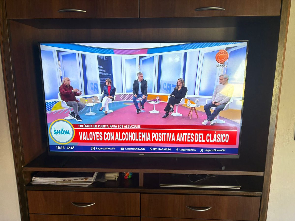 nachitofrontera's tweet photo. Buffa es un ídolo. 
No como otros mercenarios que vinieron roto solo para cobrar y cagarse en el hincha https://t.co/wagtUuNY8V