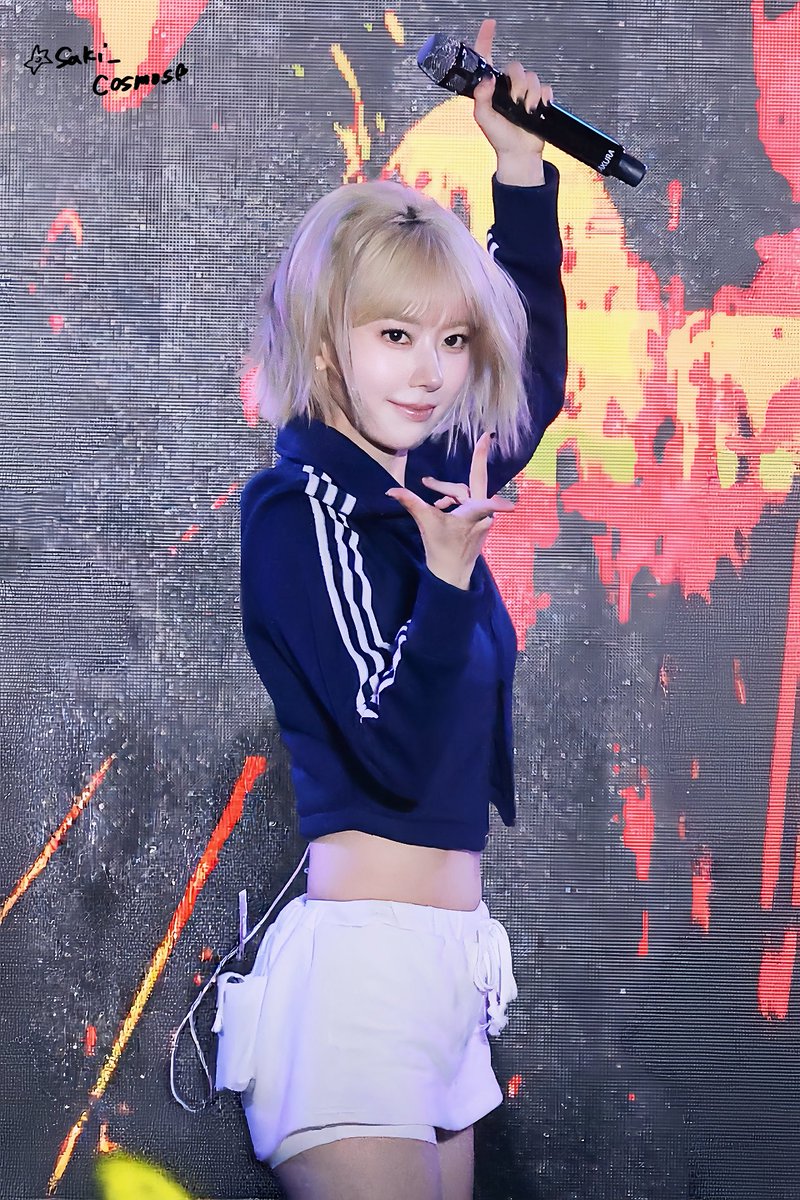260515 #SAKURA #사쿠라 #宮脇咲良 #sakumail #LE_SSERAFIM #르세라핌