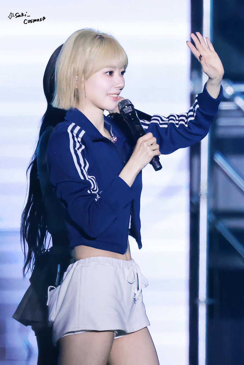 260515 #SAKURA #사쿠라 #宮脇咲良 #sakumail #LE_SSERAFIM #르세라핌