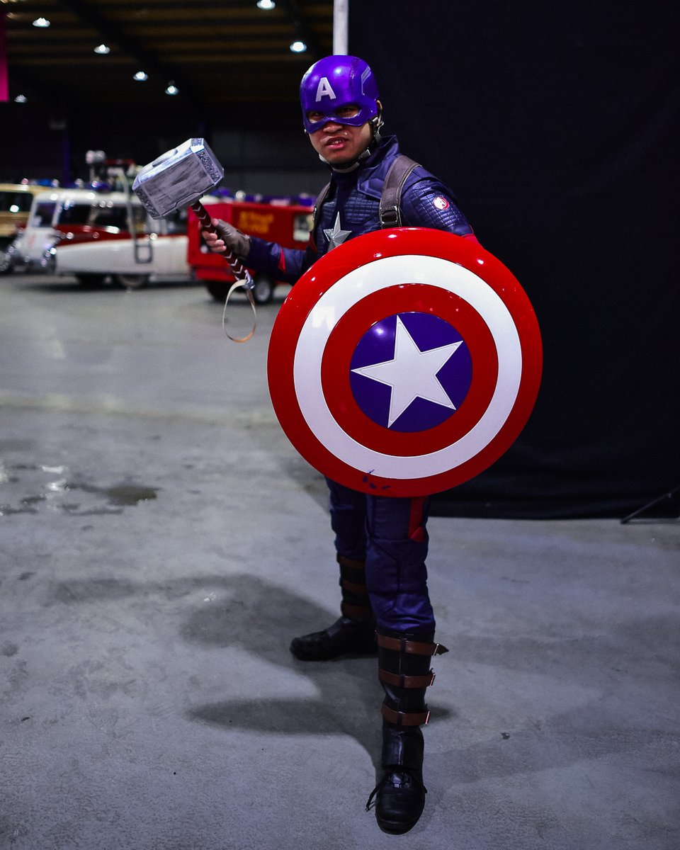Comic Con Manchester tweet media