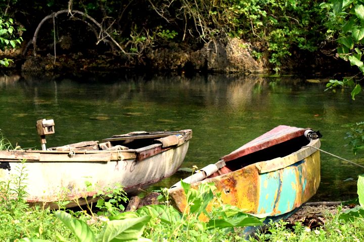TamikoCreativeH's tweet photo. Art of the Day! "MATURE WATER VESSEL". Buy at: https://t.co/taRCnZsQ3X https://t.co/d8JFT8zvTj