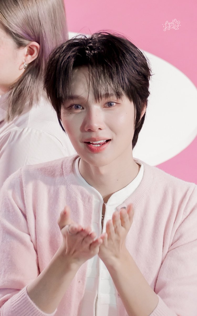 แพ้แก้ม tweet media
