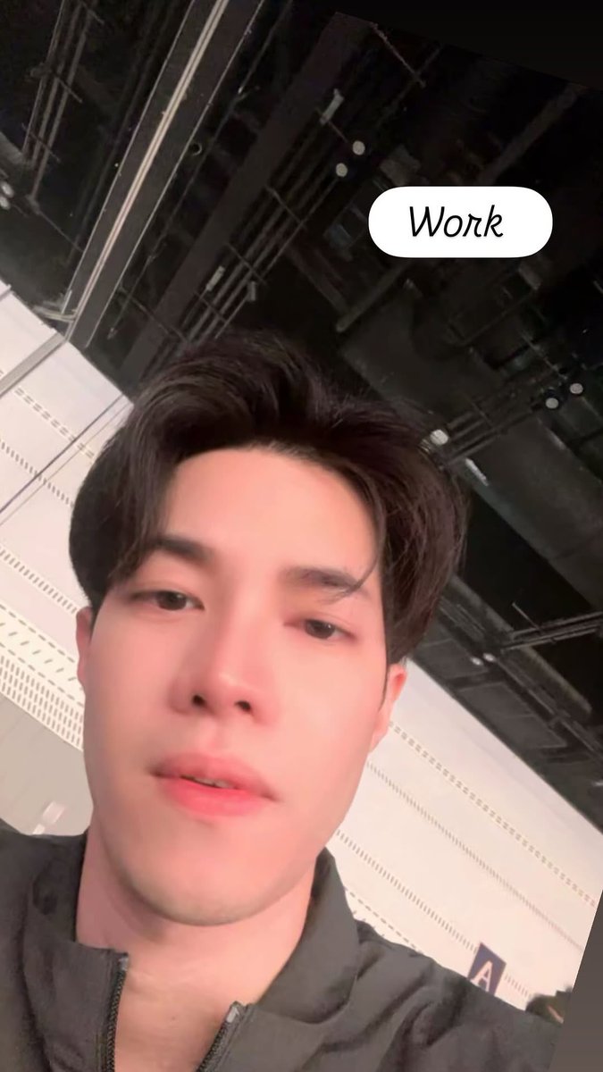 Bosston_JFC's tweet photo. ［IG Story update］
  Bosston Suphadach

久しぶりの更新‼︎
似合ってます❤️😍

海でリフレッシュ出来たかな⁈

#BosstonSuphadach 
#กีต้าร์ของบอสตั้น https://t.co/YHalriYRWu