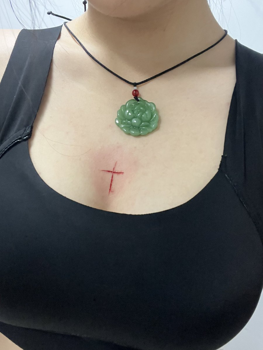 維羅妮卡決定去死 tweet media