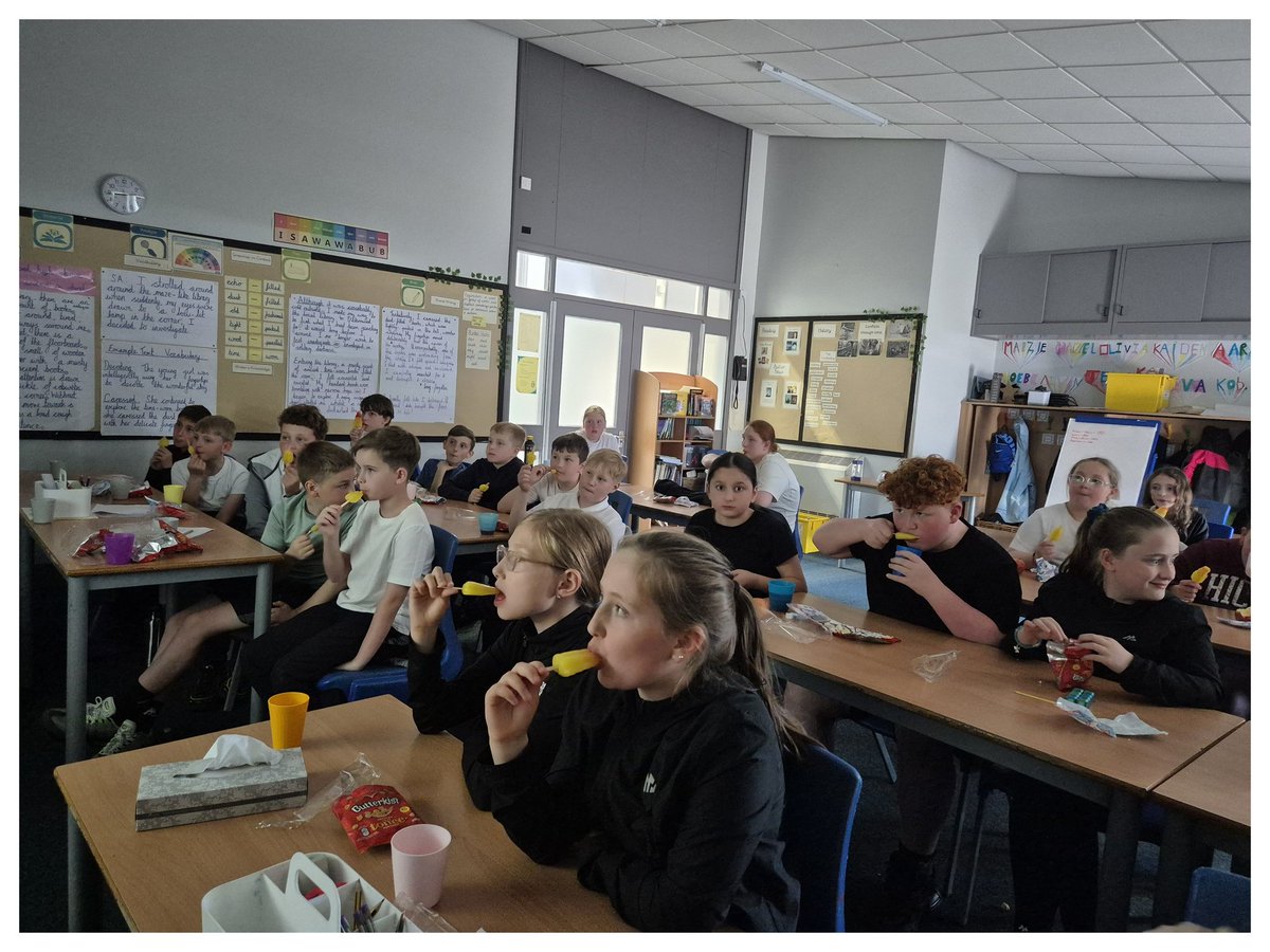 ditton_ps's tweet photo. Film afternoon🎉🥳 https://t.co/bMPJVeLwu4