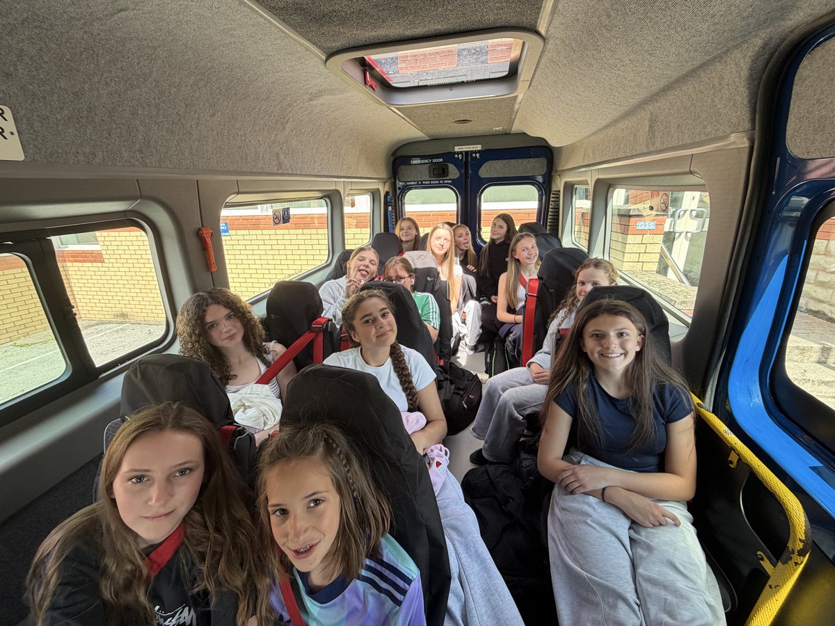 StanwellPE's tweet photo. And we are off!! 

The U13 girls are on their way to Owestry for the @WelshSchoolsFA Finals tomorrow👏🏻⚽️🔶🔷 https://t.co/TFpzKpWwP0