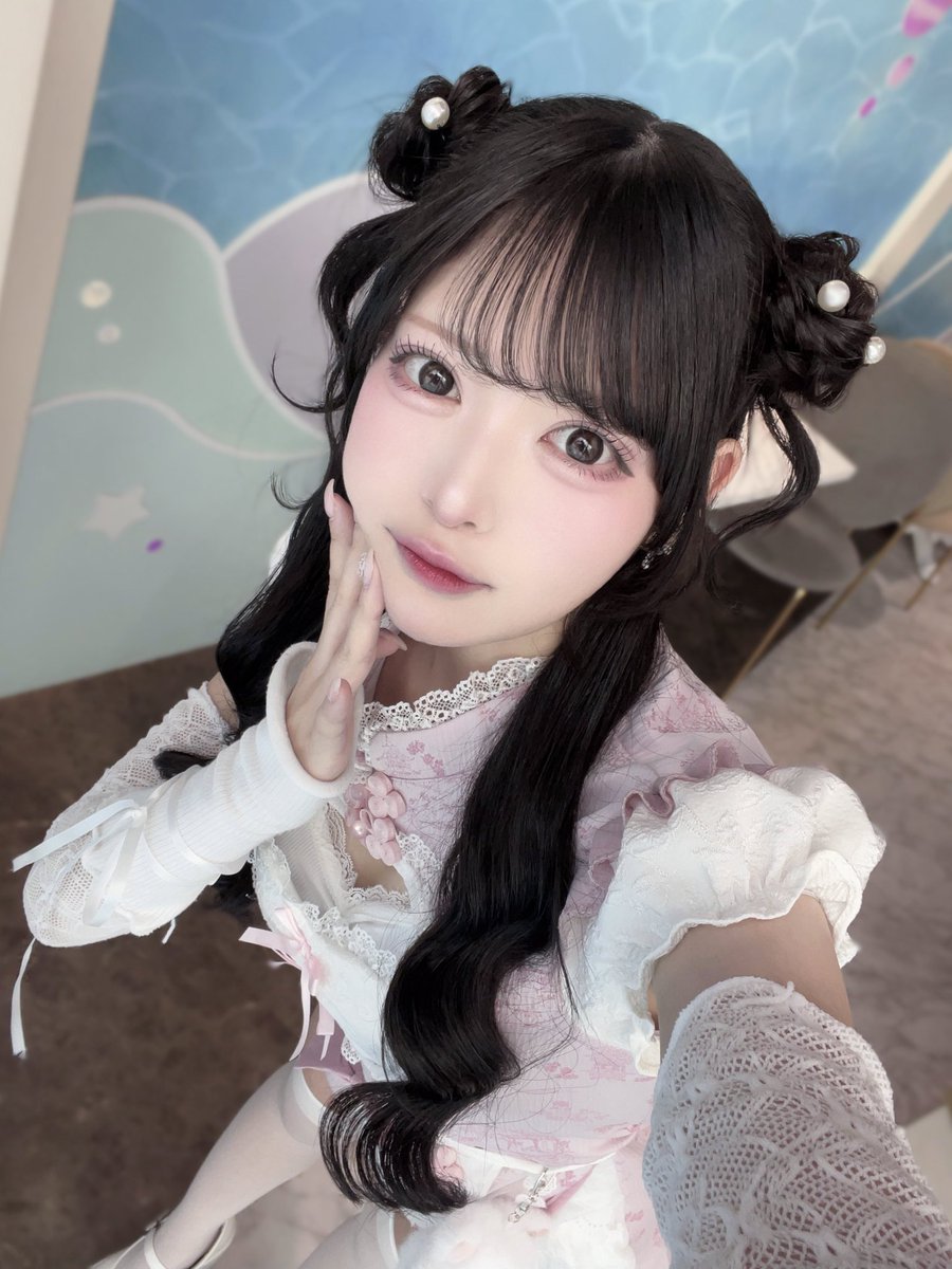 顔面 tweet media