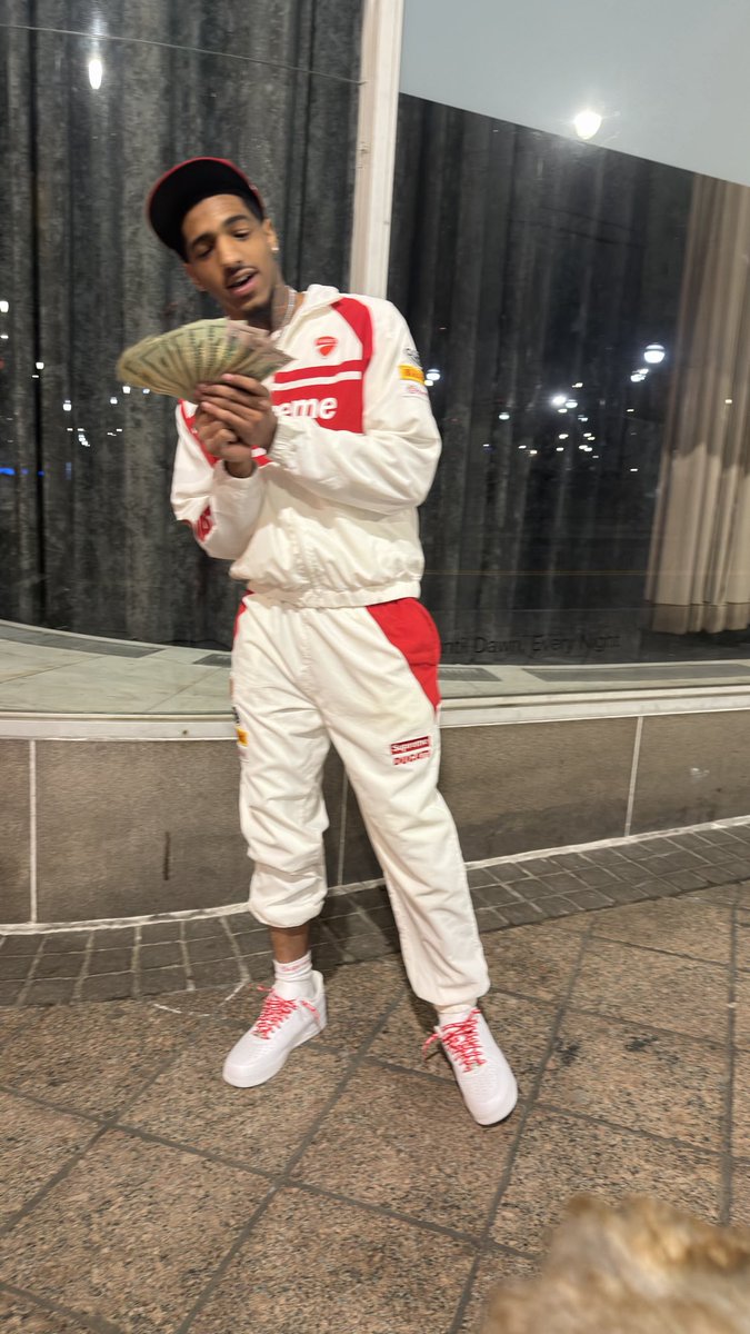 1cb_jason300's tweet photo. https://t.co/MYUFGJ6Tcm