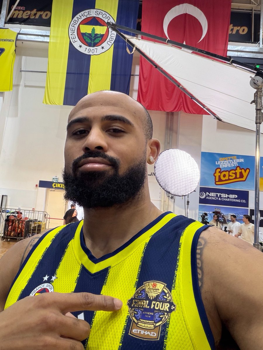 EuroLeague tweet media