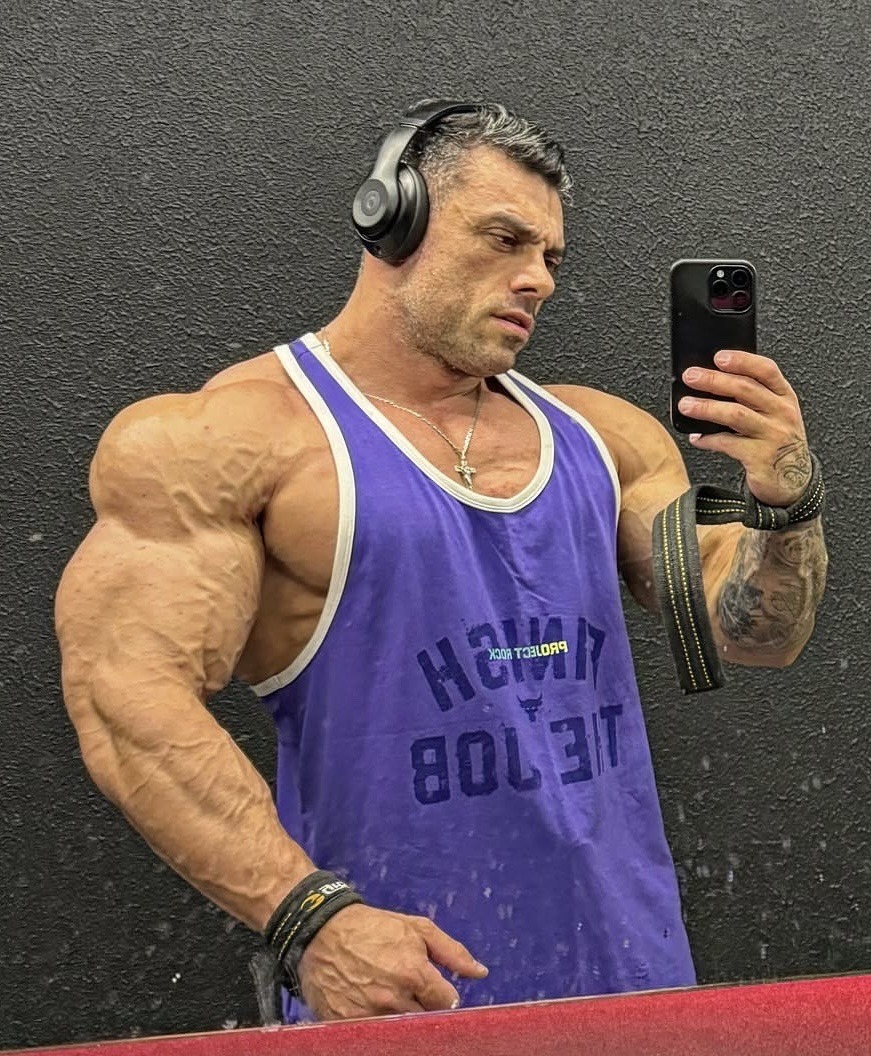 Viciado em Músculos / Muscle Addict tweet media