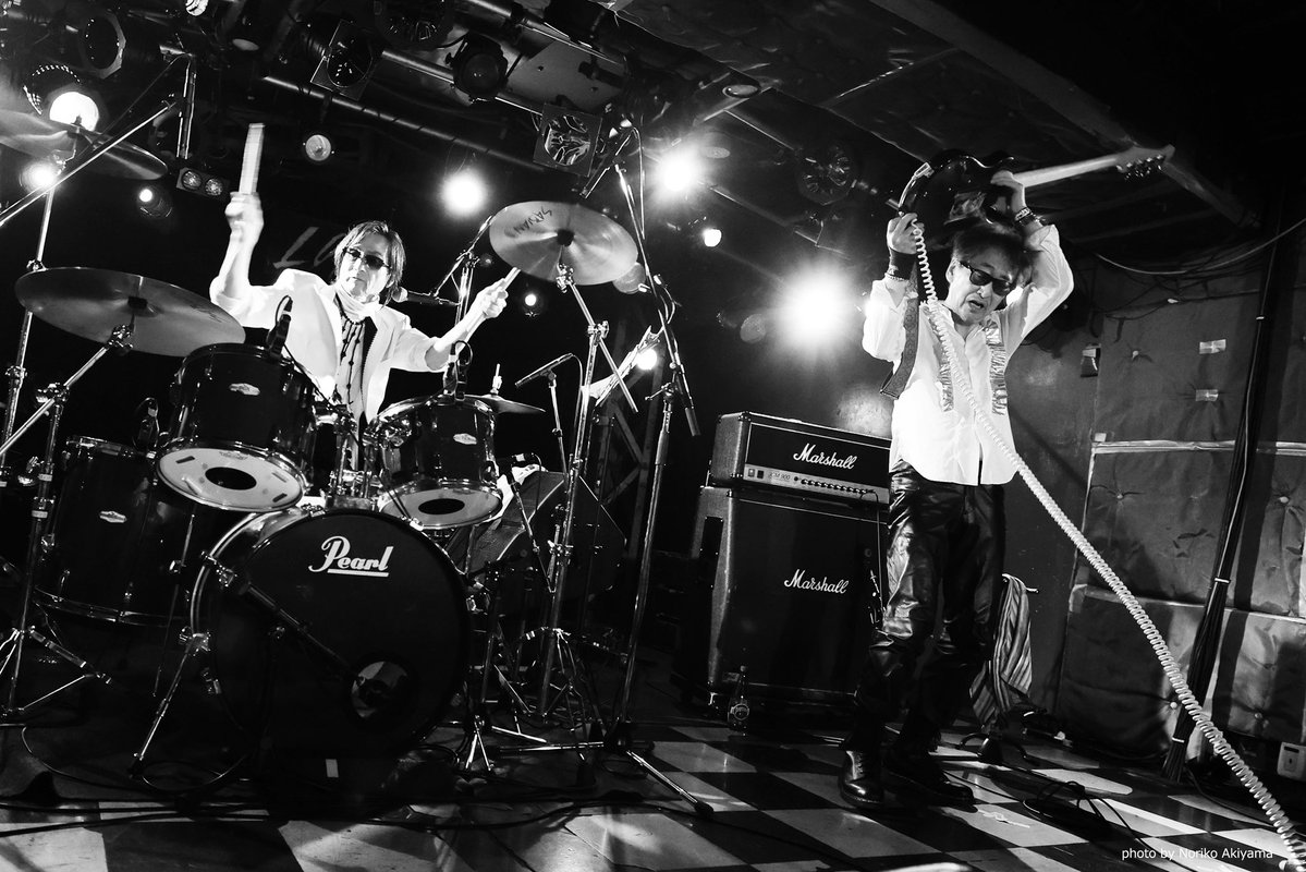 pkpkppk's tweet photo. ❸2026.5.7 新宿LOFT

『DRIVE FROM 80s』 

♦︎捏造と贋作 ♦︎立花ハジメ＋Hm
♦︎Here is Eden(秋山勝彦＋泉水敏郎) 
♦︎LUV HOTELS ♦︎AOIZO 
♦︎DJ高木完
@kouichi9805 @teleeater 

❸5/7の写真をまとめたnoteは
こちら→ https://t.co/rk8eGoObWY https://t.co/3sx8na5o1N